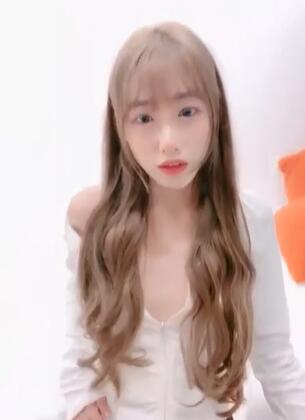 极品尤物开裆黑丝袜