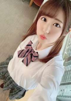 真宫绫奈 学園