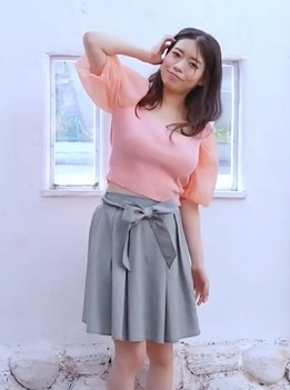 浜辺栞帆2