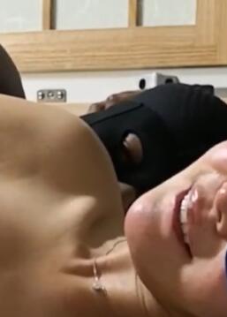 网红黑人博主搞坏白嫩绿帽人妻
