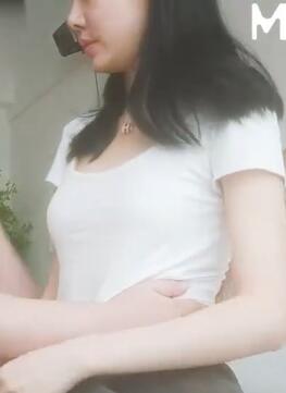 长腿嫩妹眉眼迷离-硬壳约妹