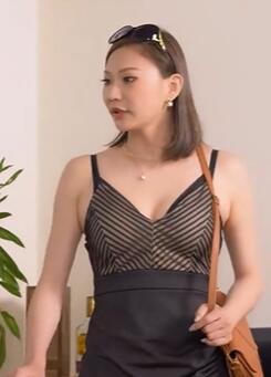 果冻专题91KCM-120合租室友的丝袜妈妈