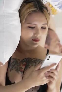 果冻专题91BCM-056人妻在调酒师胯下呻吟
