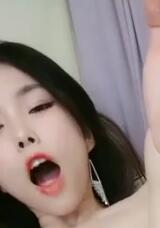徐婉婉特选精彩直播自拍第一场七月十九号