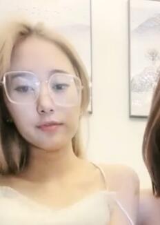 超嫩大美妞特选精彩直播女女精品特写七月十九号