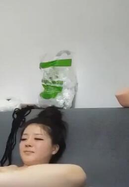 捶子约会_七月二十一号痴女自拍