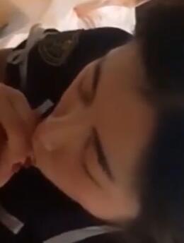 气质美女小学教师李雪梨与男友不雅视图流出