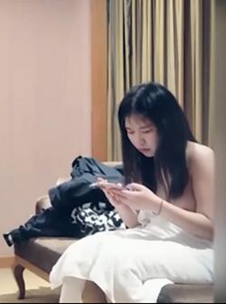 男魔小天深夜场约会JK裙萌妹加钟